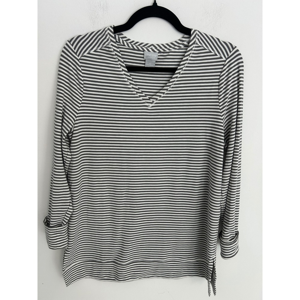 Chicos Zenergy Womens Grey White Striped‎ V-Neck Long Sleeve Top Size 0 S 4/6